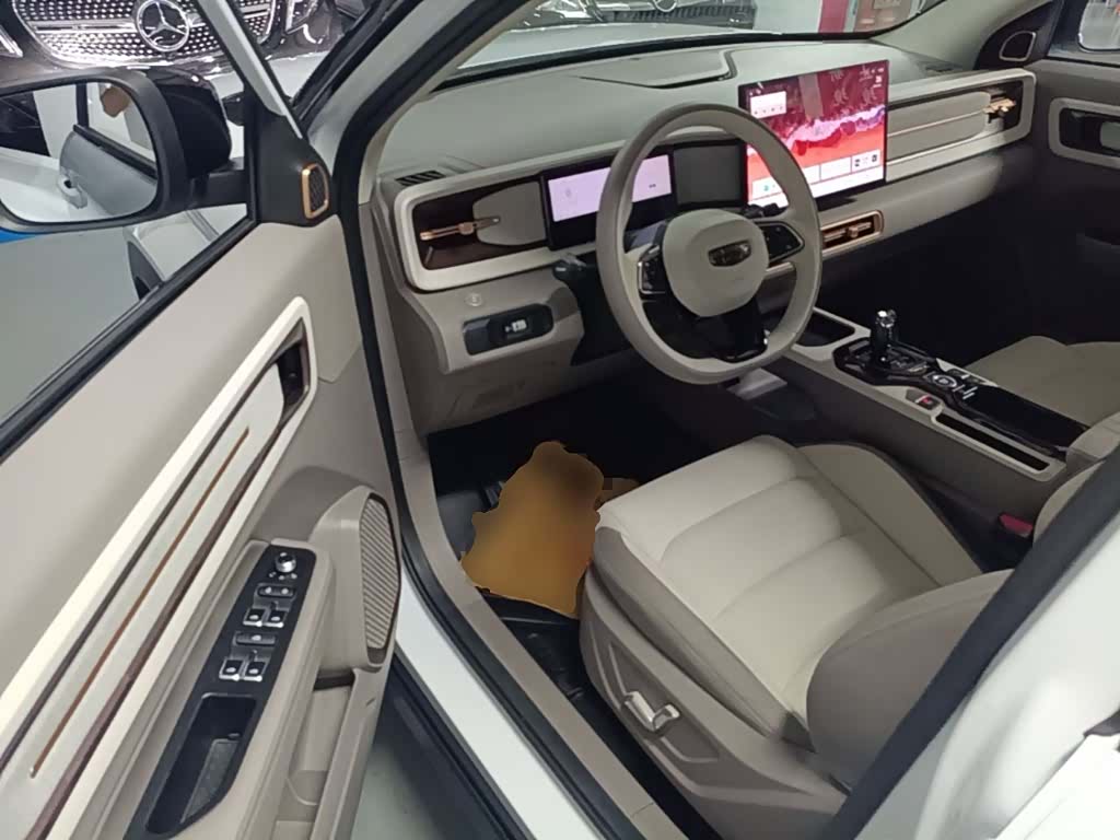 Geely Icon, 2025 12