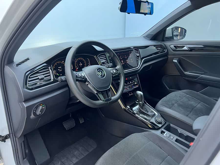 Volkswagen T-ROC 2022, фото 2