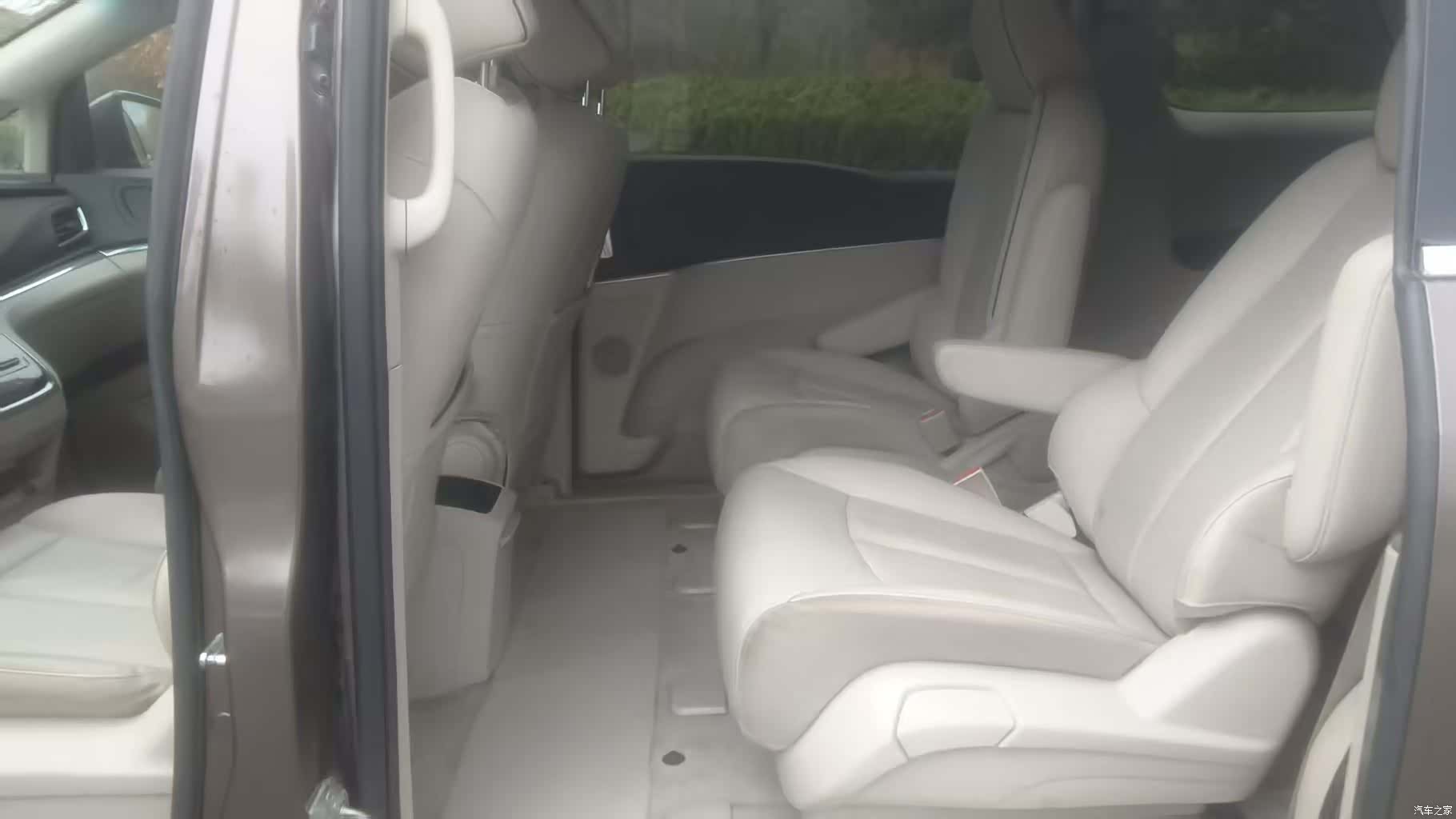 Buick GL8, 2020 все фото