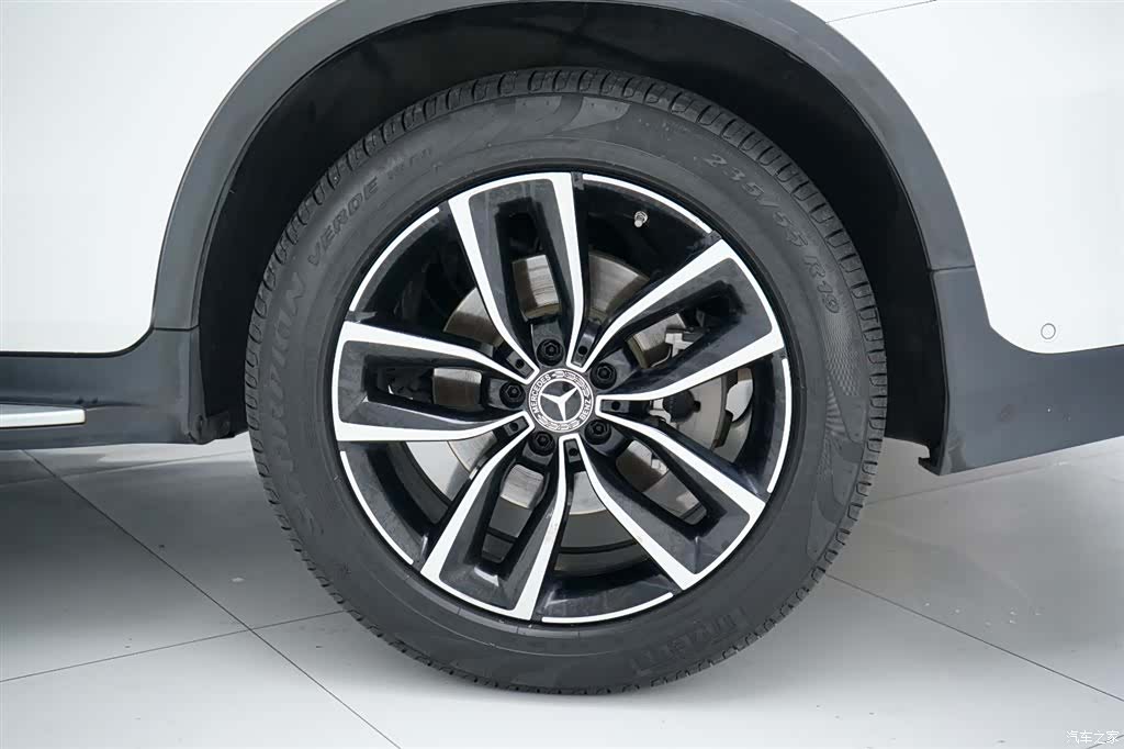 Mercedes-Benz GLC, 2019 15
