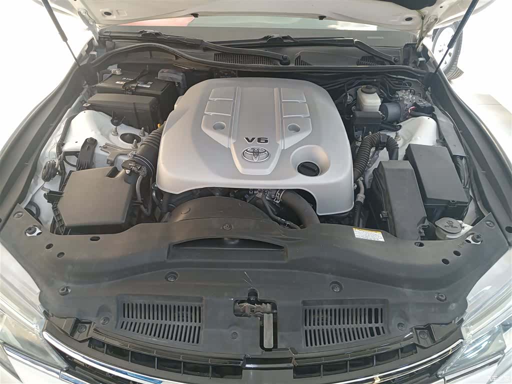 Toyota 2.5V, 2016 20