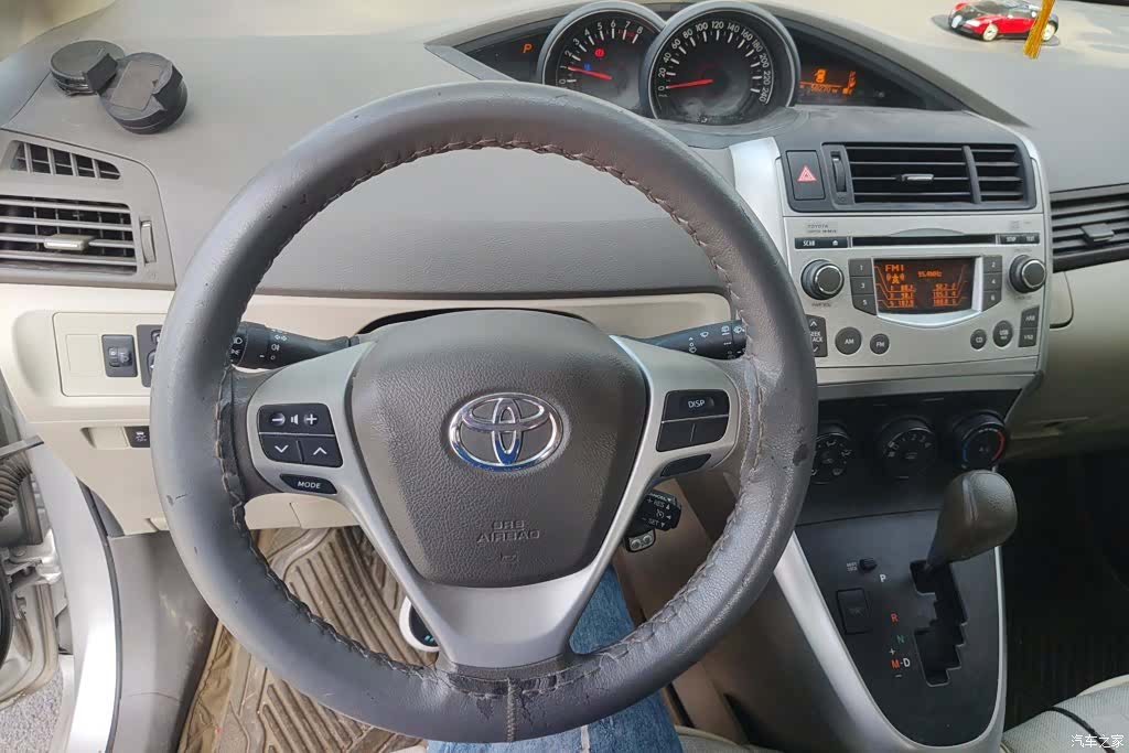 Toyota 180E, 2012 15