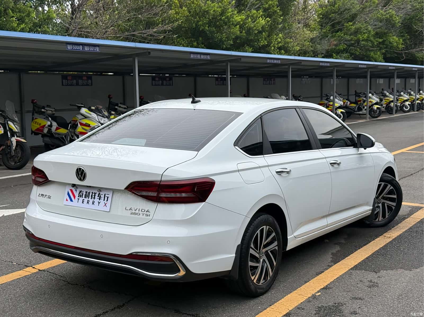 Volkswagen Lavida, 2022 4