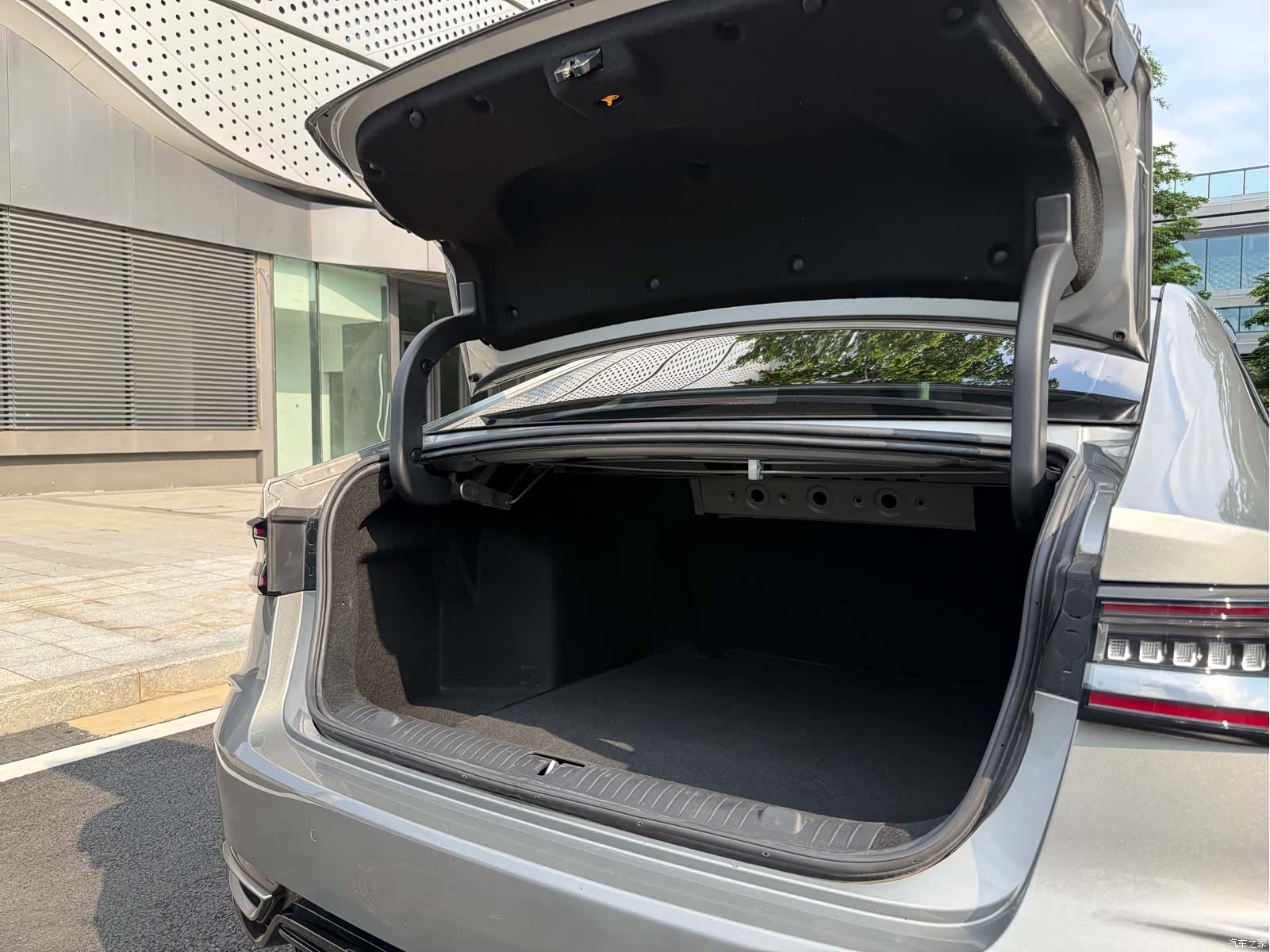 Chery Arrizo 8, 2024 19