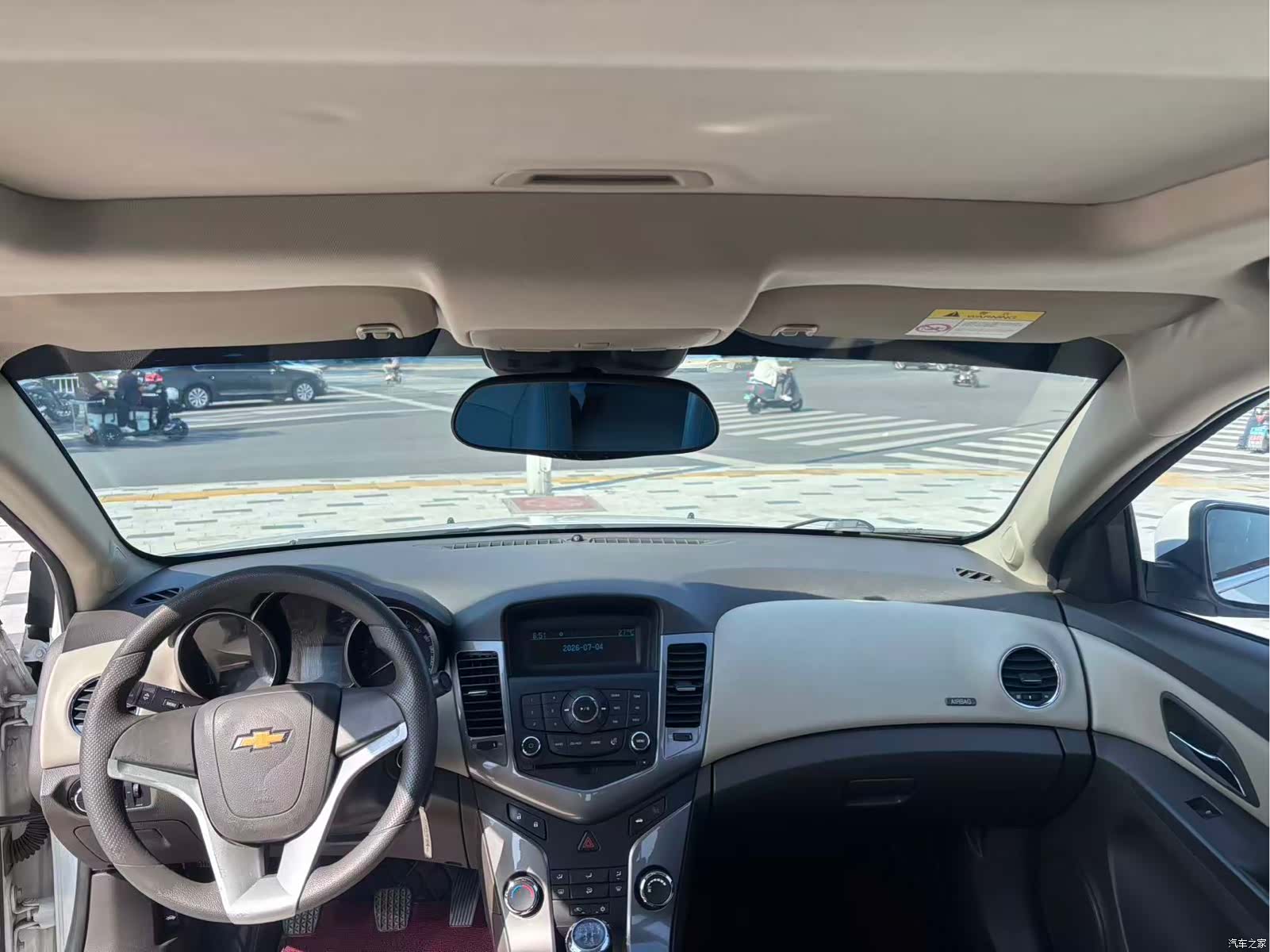Chevrolet SE, 2015 все фото