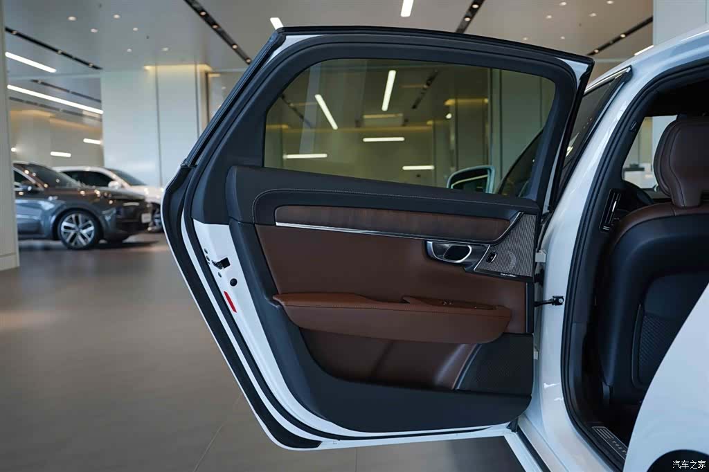 Volvo S90, 2023 16