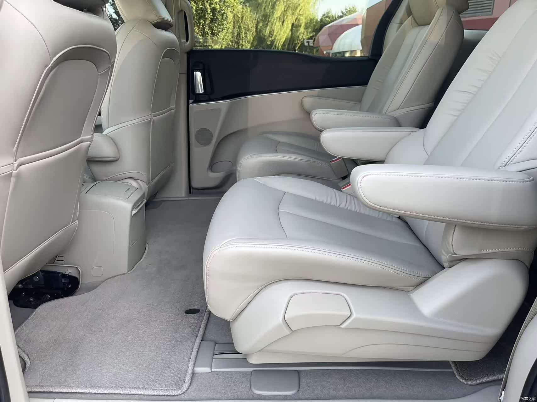 Buick GL8, 2015 24