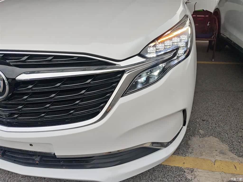 Buick GL8, 2022 24