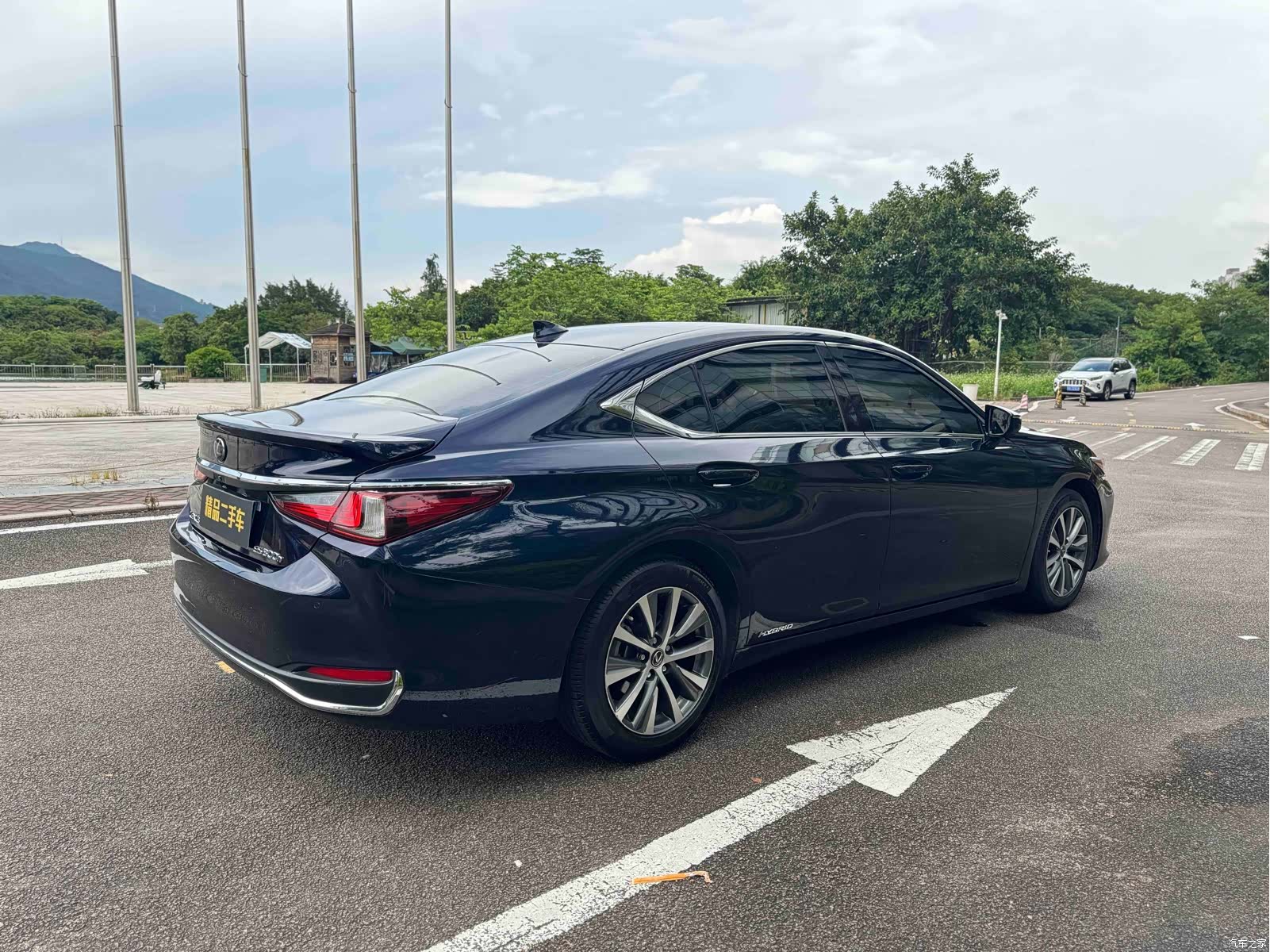 Lexus ES, 2020 16