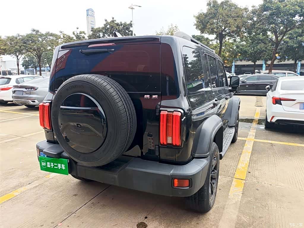 Tank 300, 2022 7