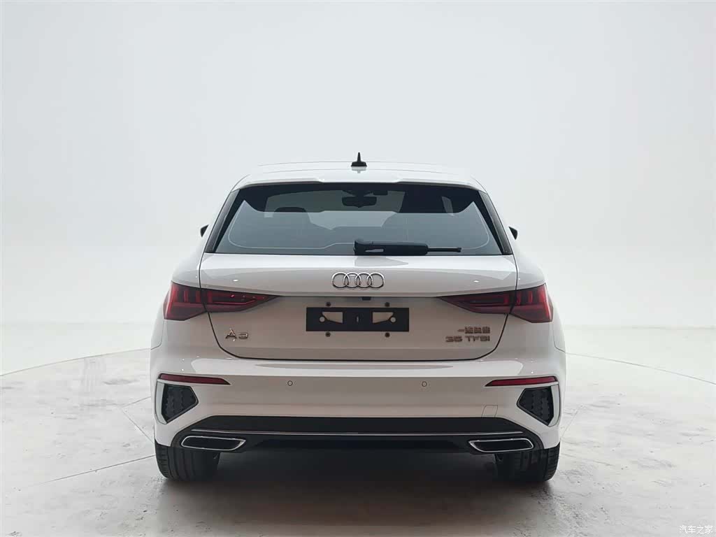 Audi A3, 2022 все фото