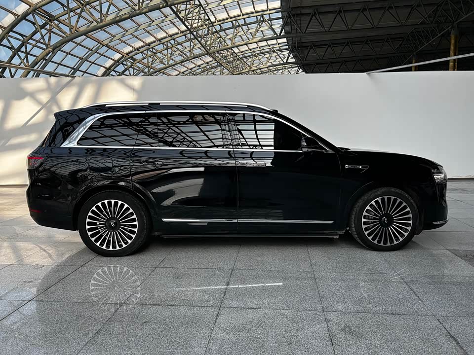 AITO Ask the world M9