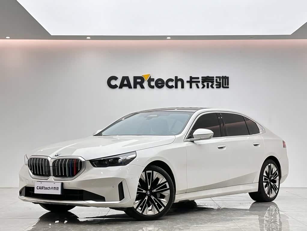 BMW 5 Series 5 2024 530Li Premium Luxury