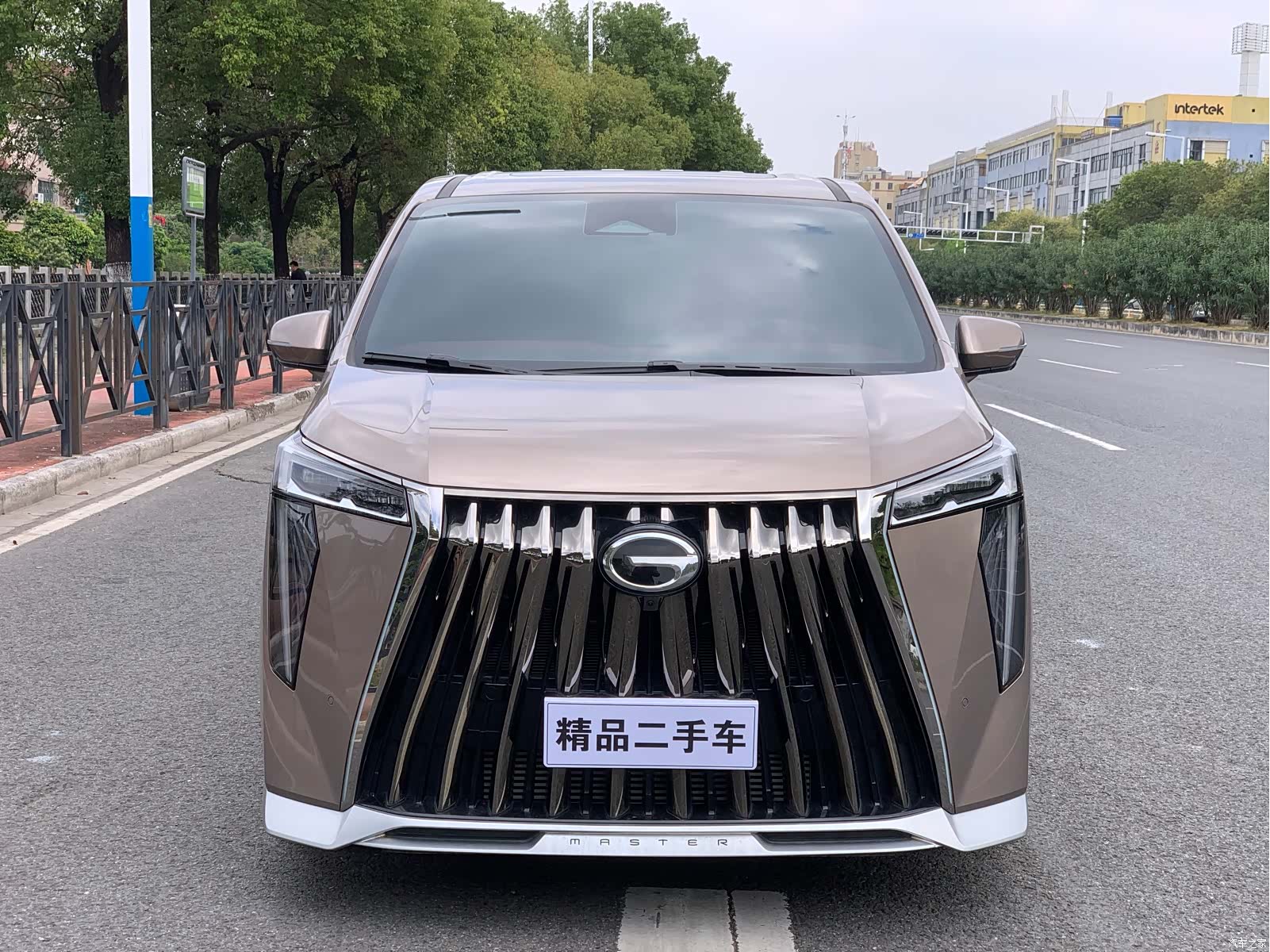 Trumpchi M8, 2023 2
