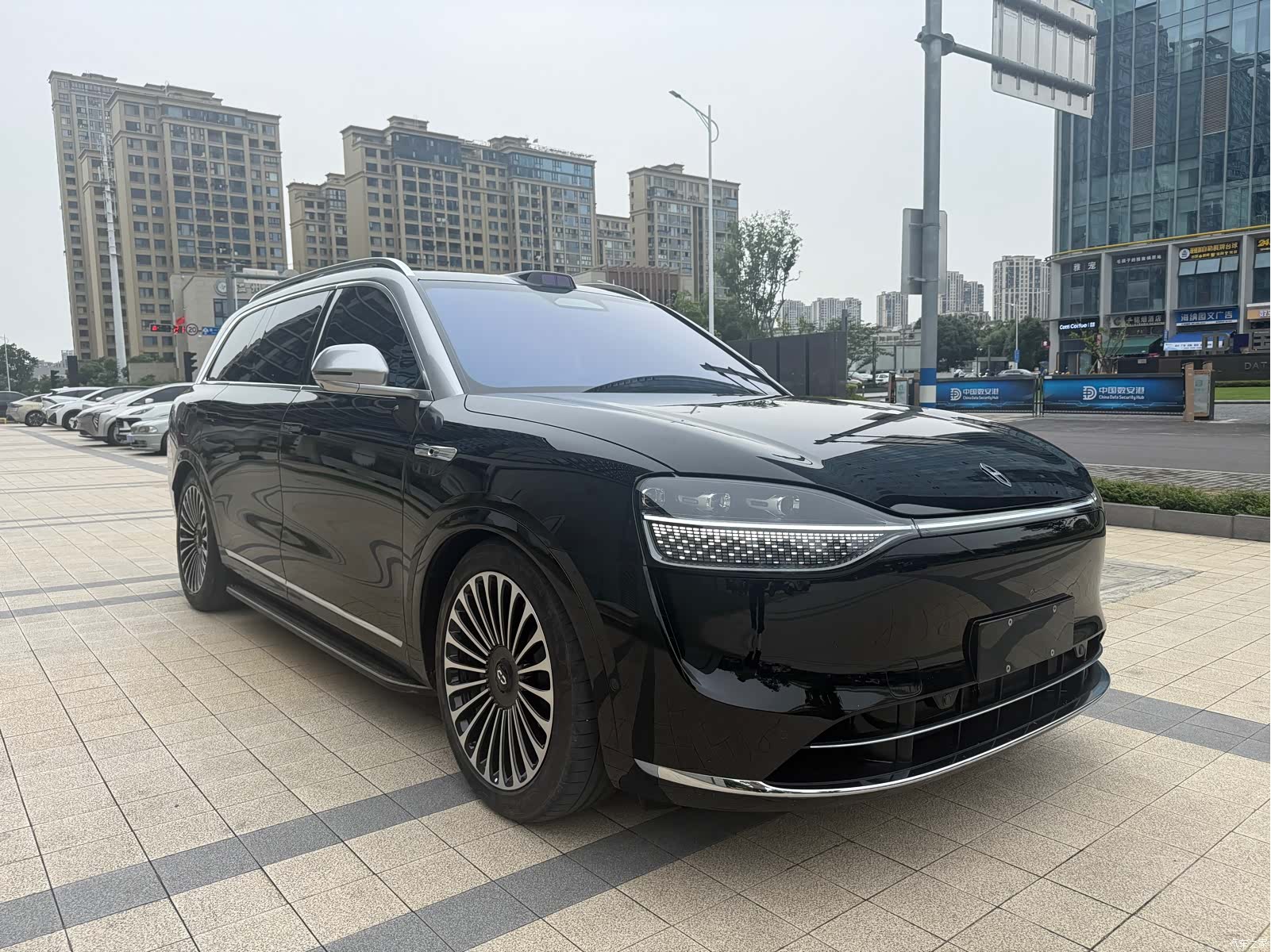 AITO M9, 2024 3