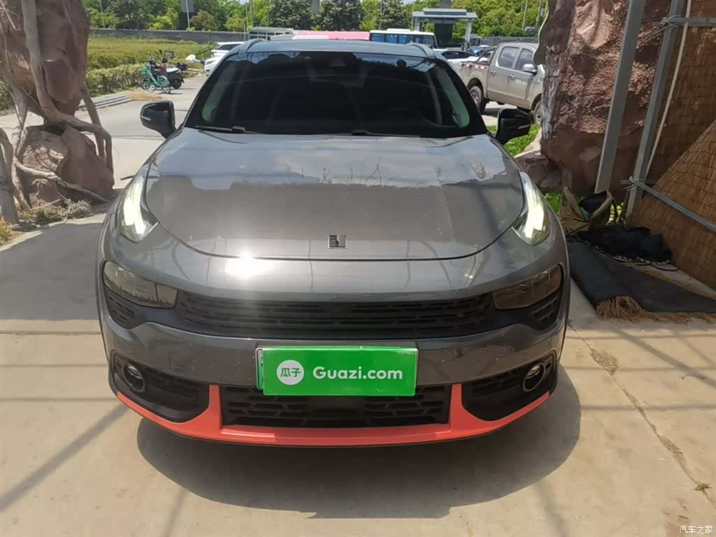 Lynk & Co 01, 2020 3