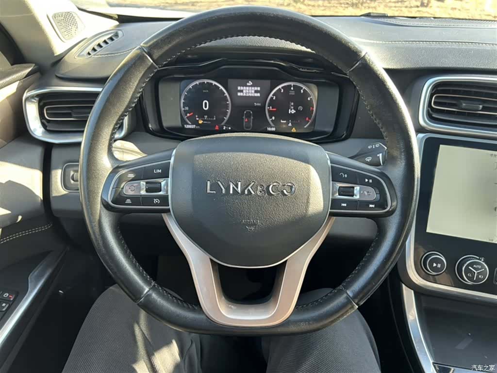 Lynk & Co 01, 2018 17