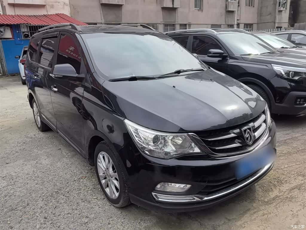 Wuling 730, 2018 4