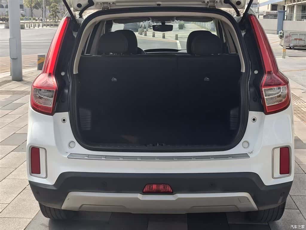 Geely X6, 2018 9