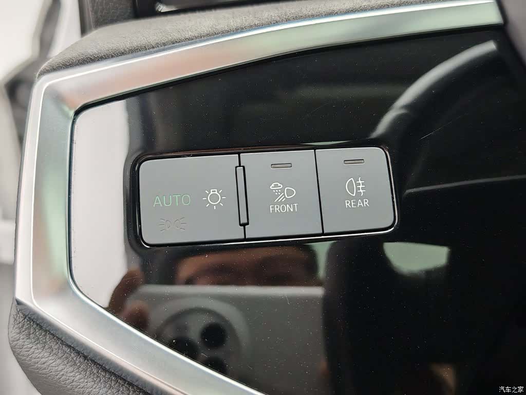 Audi Q3, 2020 21