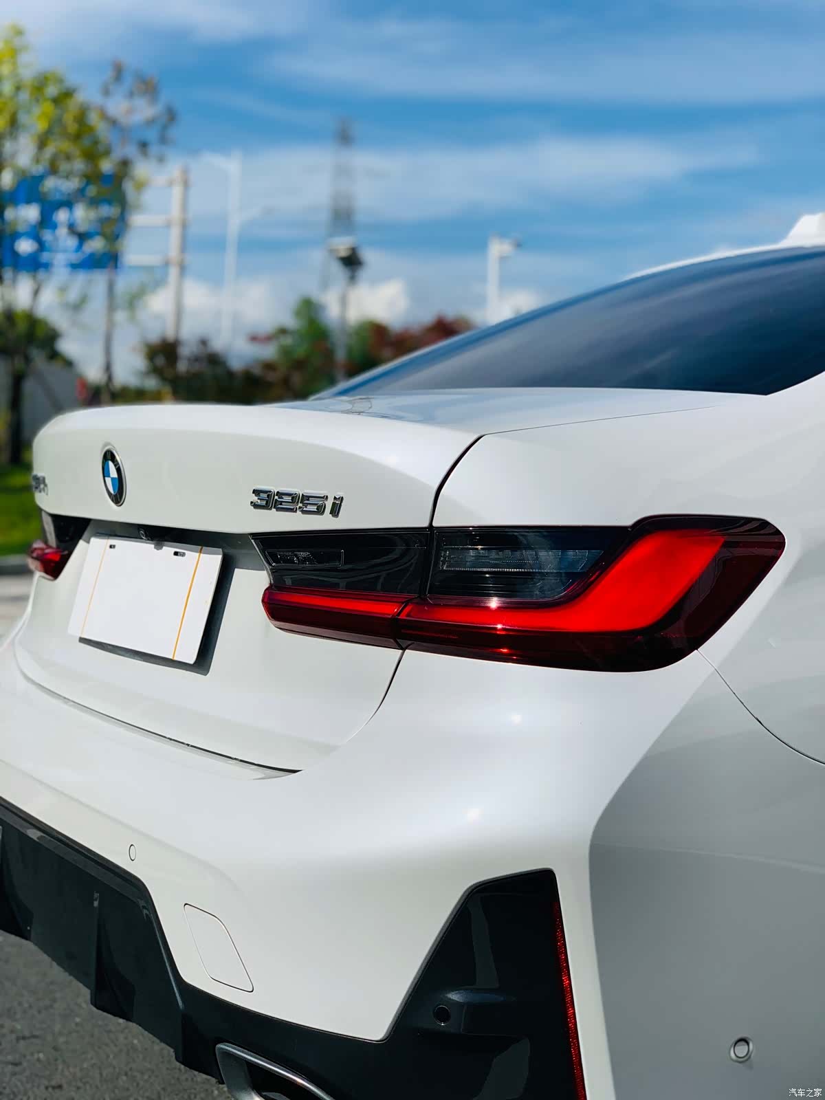 BMW 3 Series, 2023 12