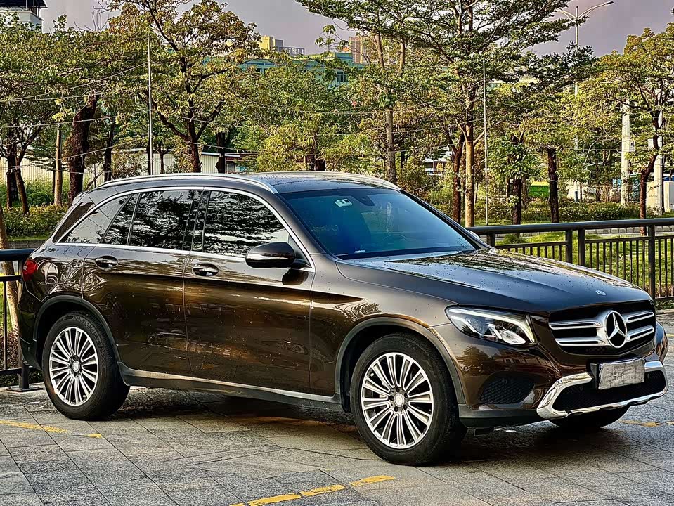 Mercedes-Benz GLC Mercedes-Benz GLC