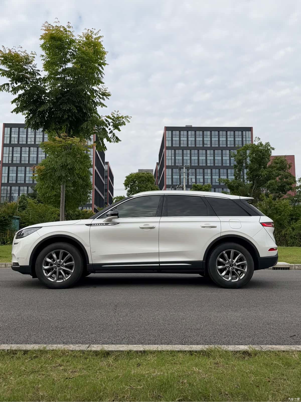 Lincoln Corsair, 2021 все фото