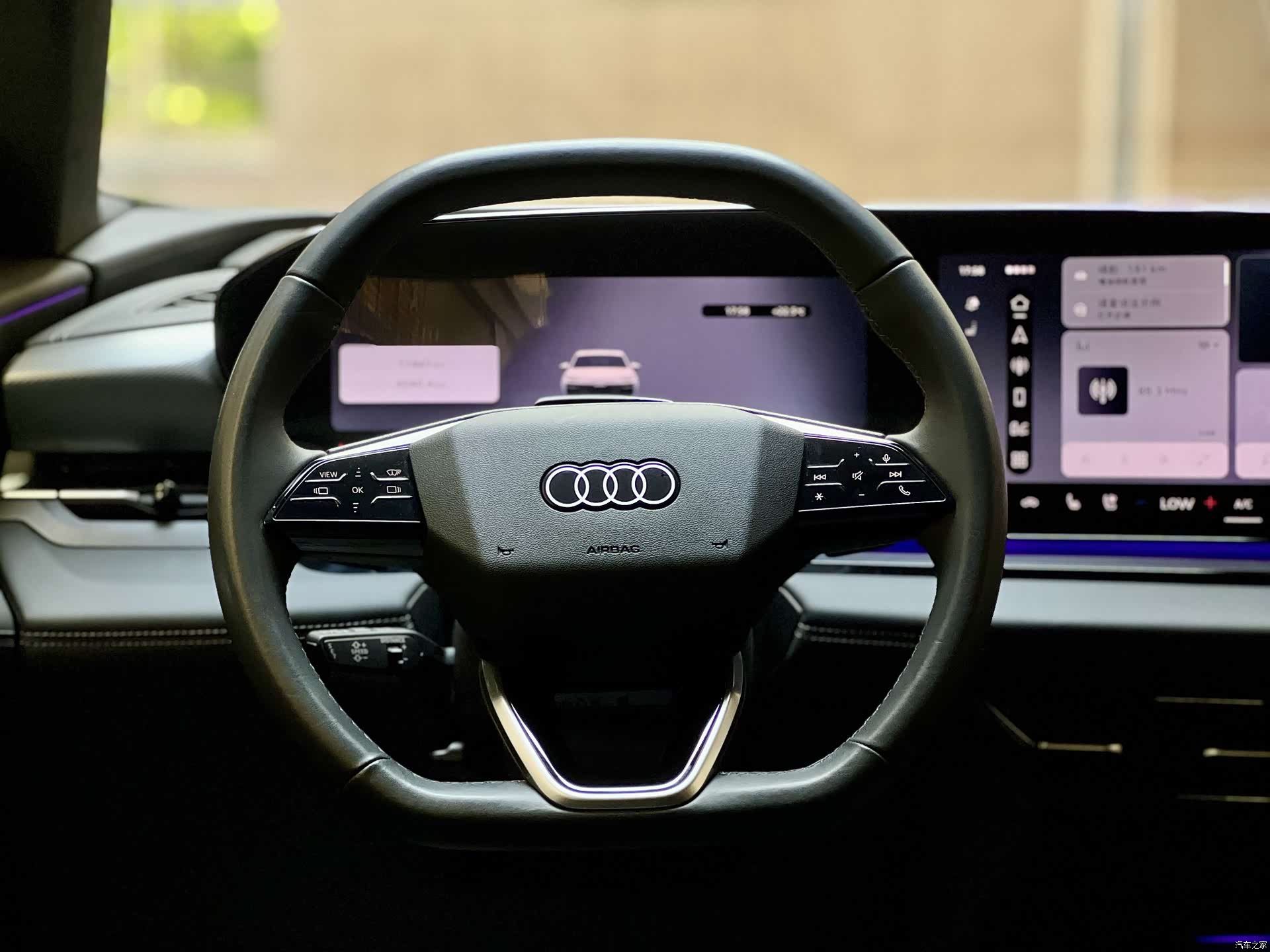 Audi e-tron, 2025 10