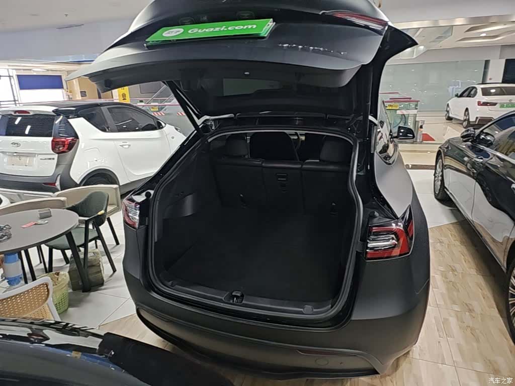 Tesla Model Y, 2021 15