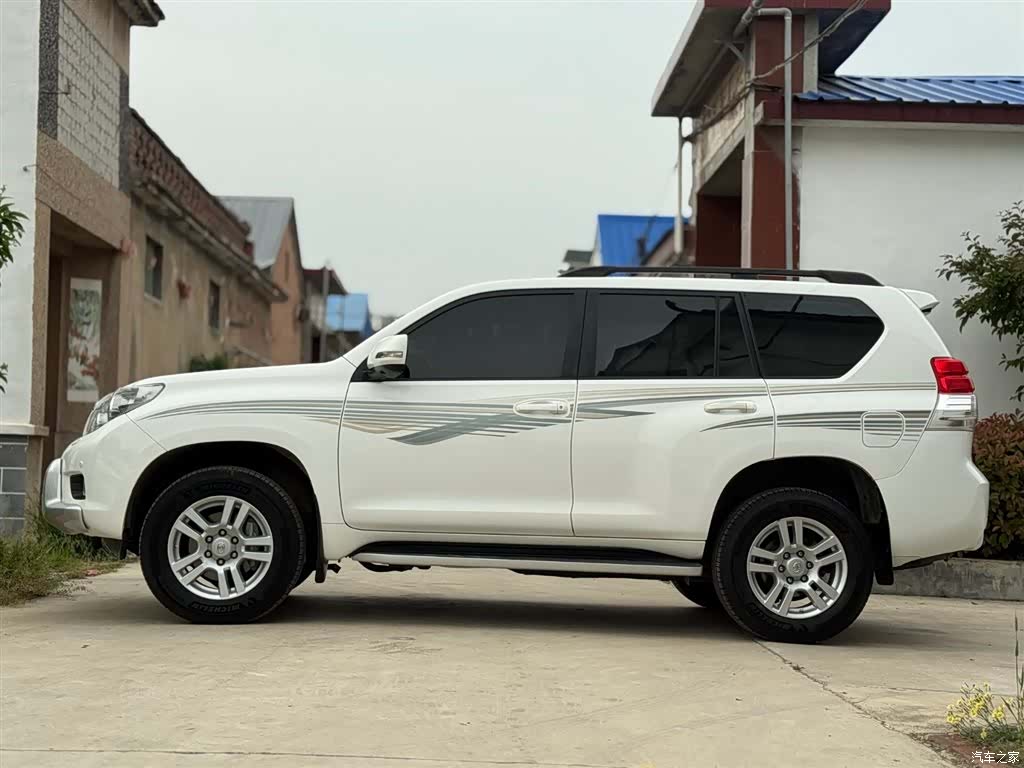 Toyota Prado, 2012 4