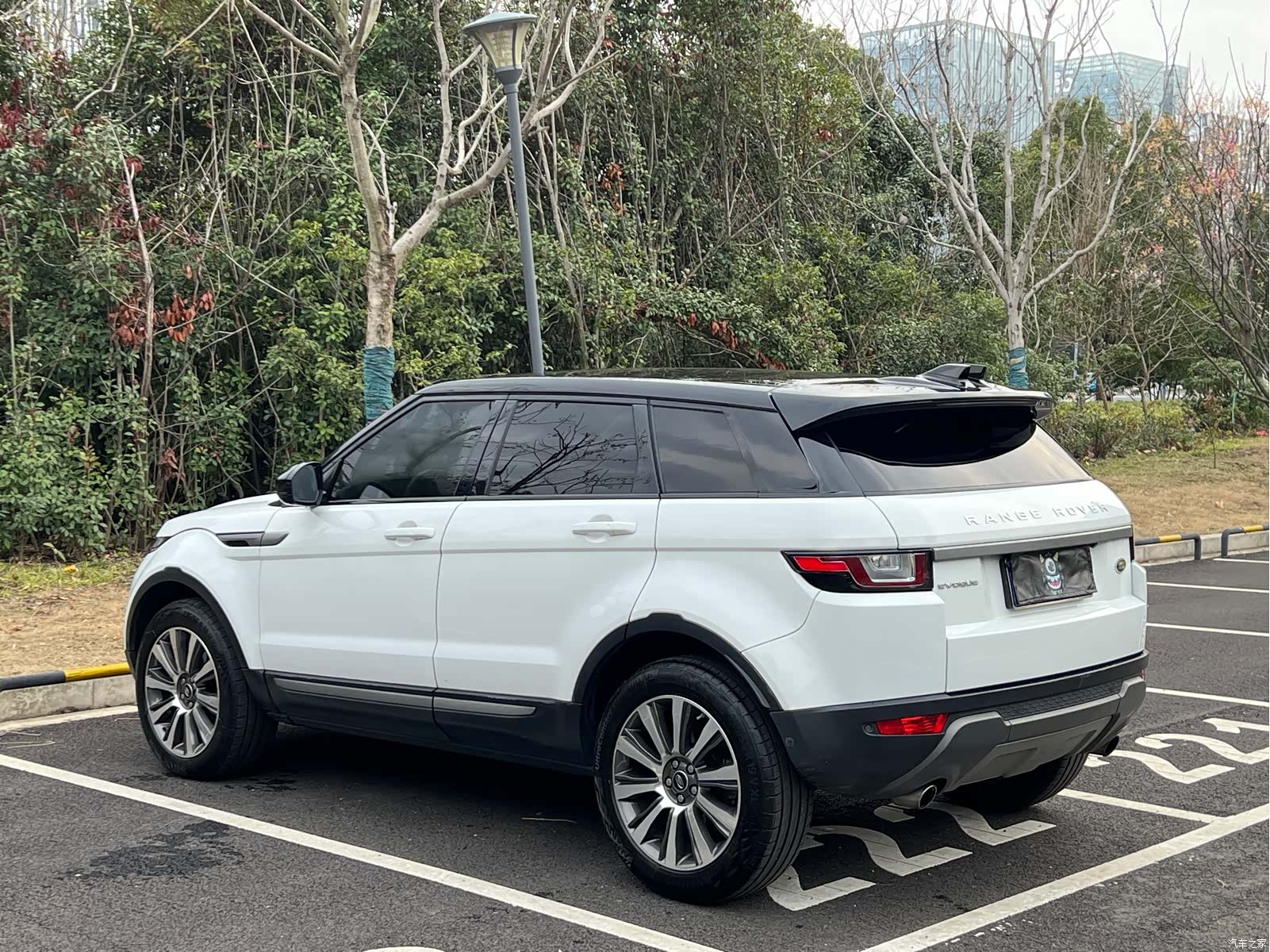 Land Rover Range Rover, 2019 13