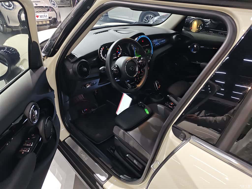 Mini Cooper, 2021 12