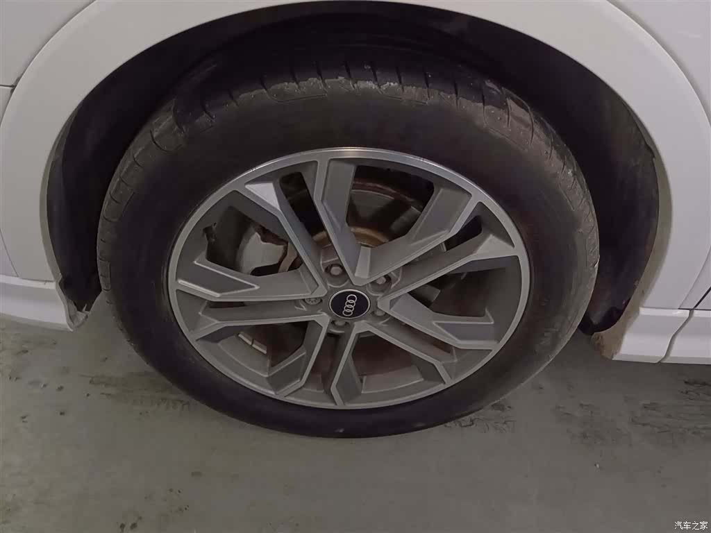 Audi Q3, 2023 23