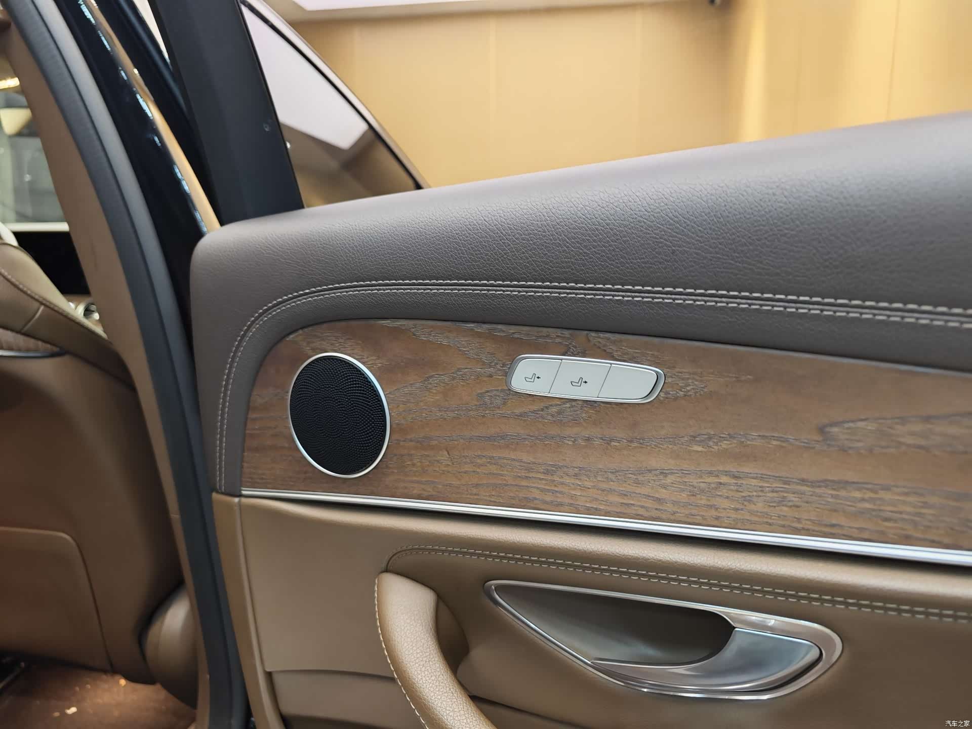 Mercedes-Benz E-Class, 2021 31