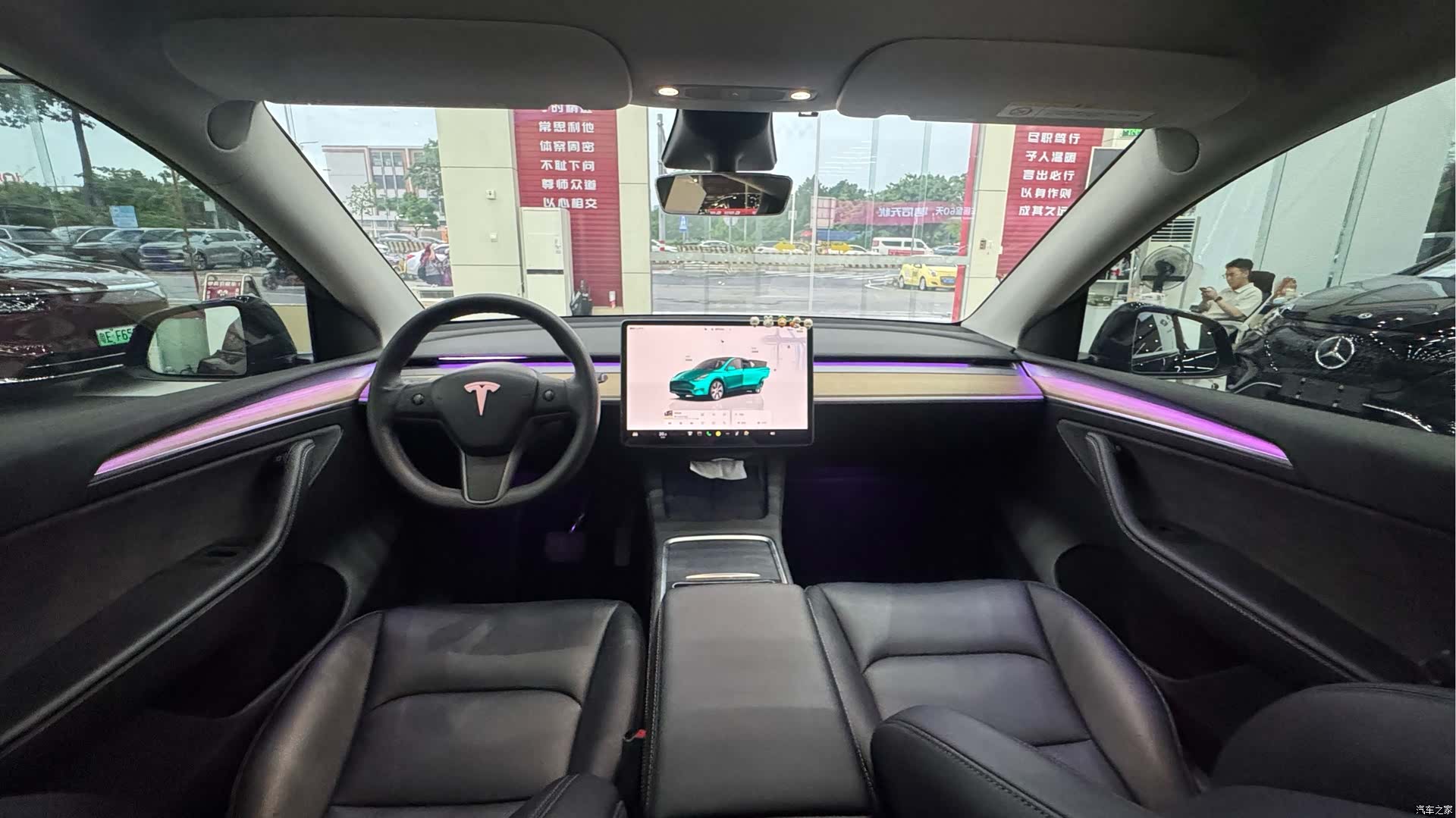 Tesla Model Y, 2023 14