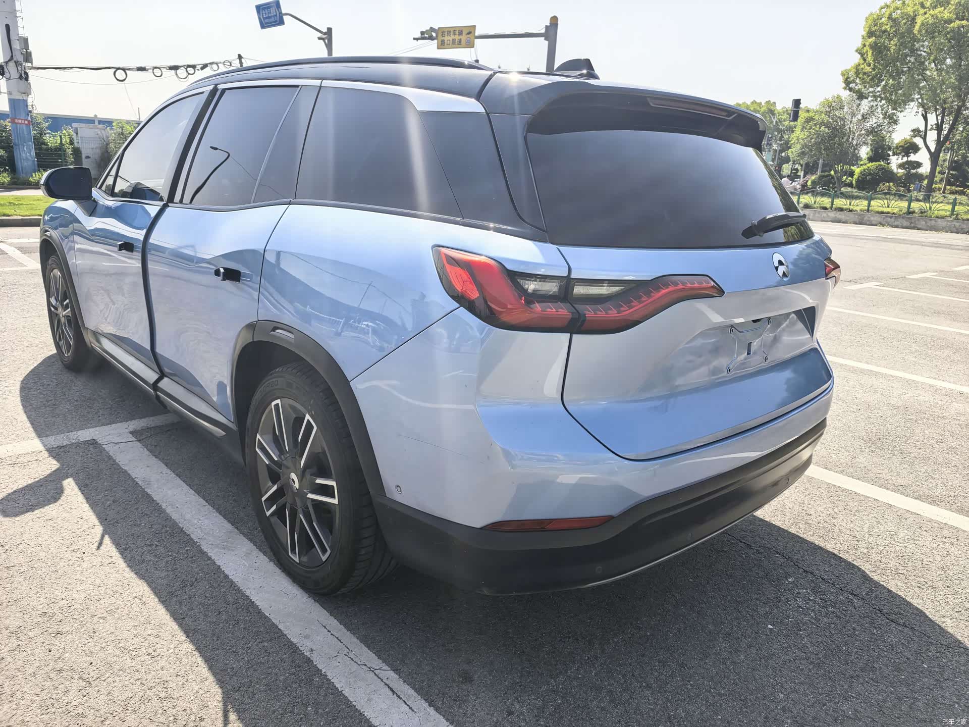 NIO ES8, 2019 8