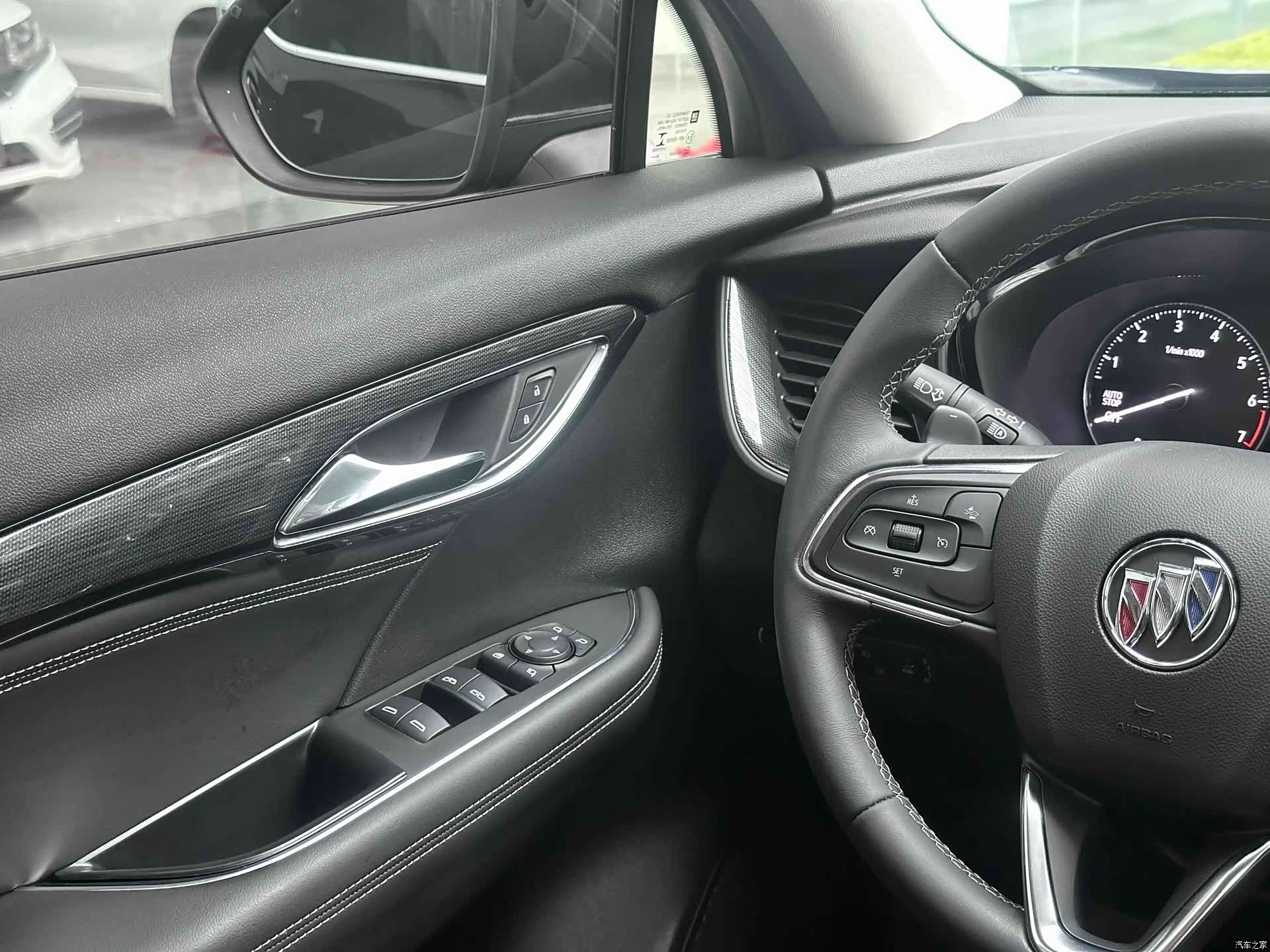 Buick Envision, 2022 23