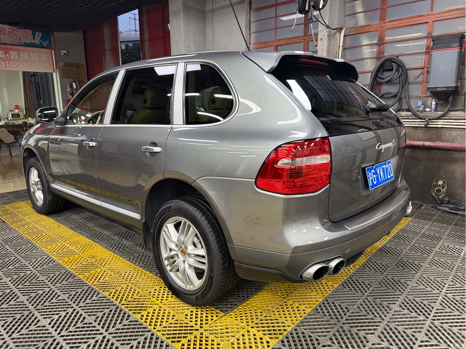 Porsche Cayenne, 2007 4