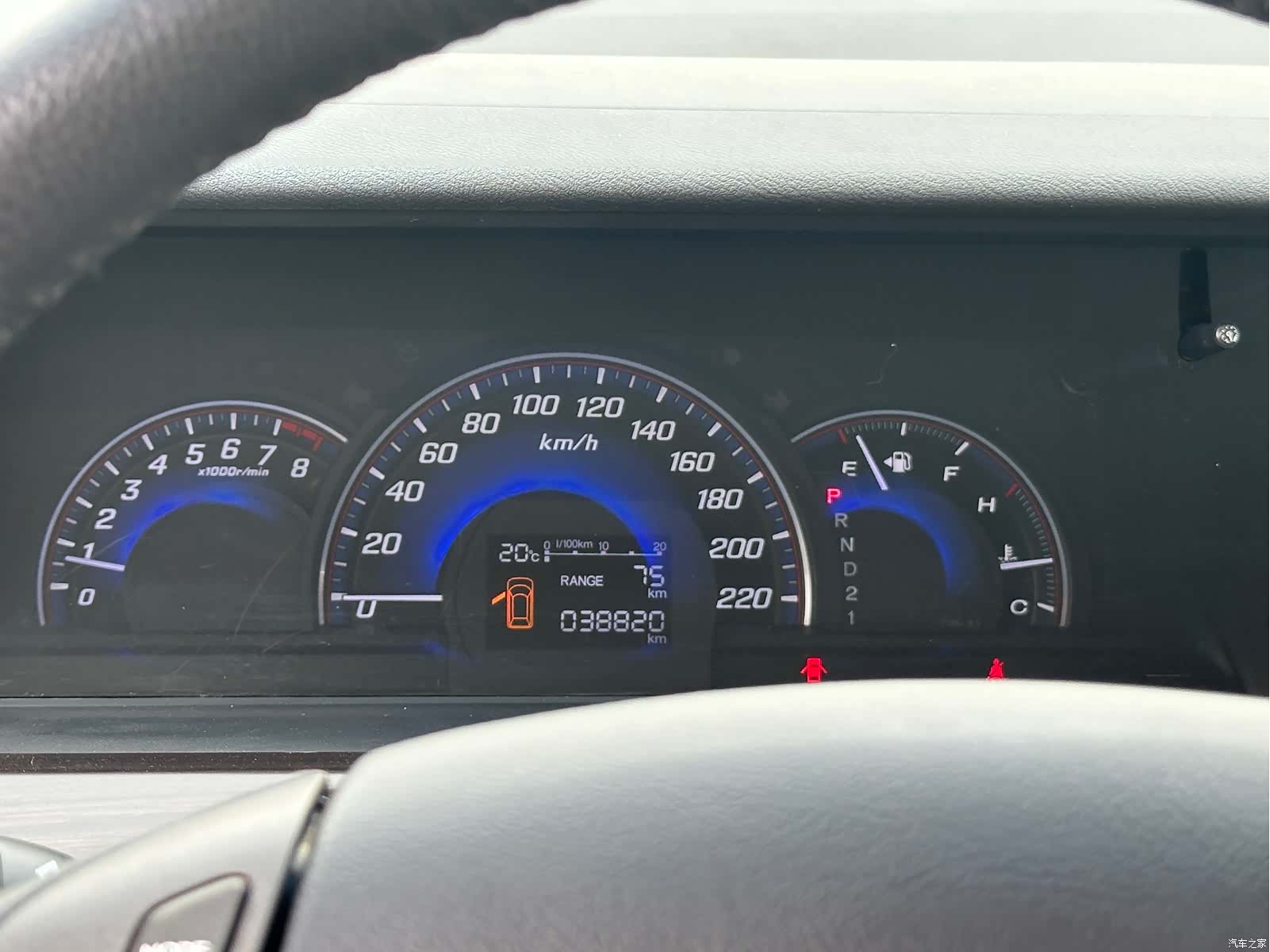 Honda Elysion, 2014 25