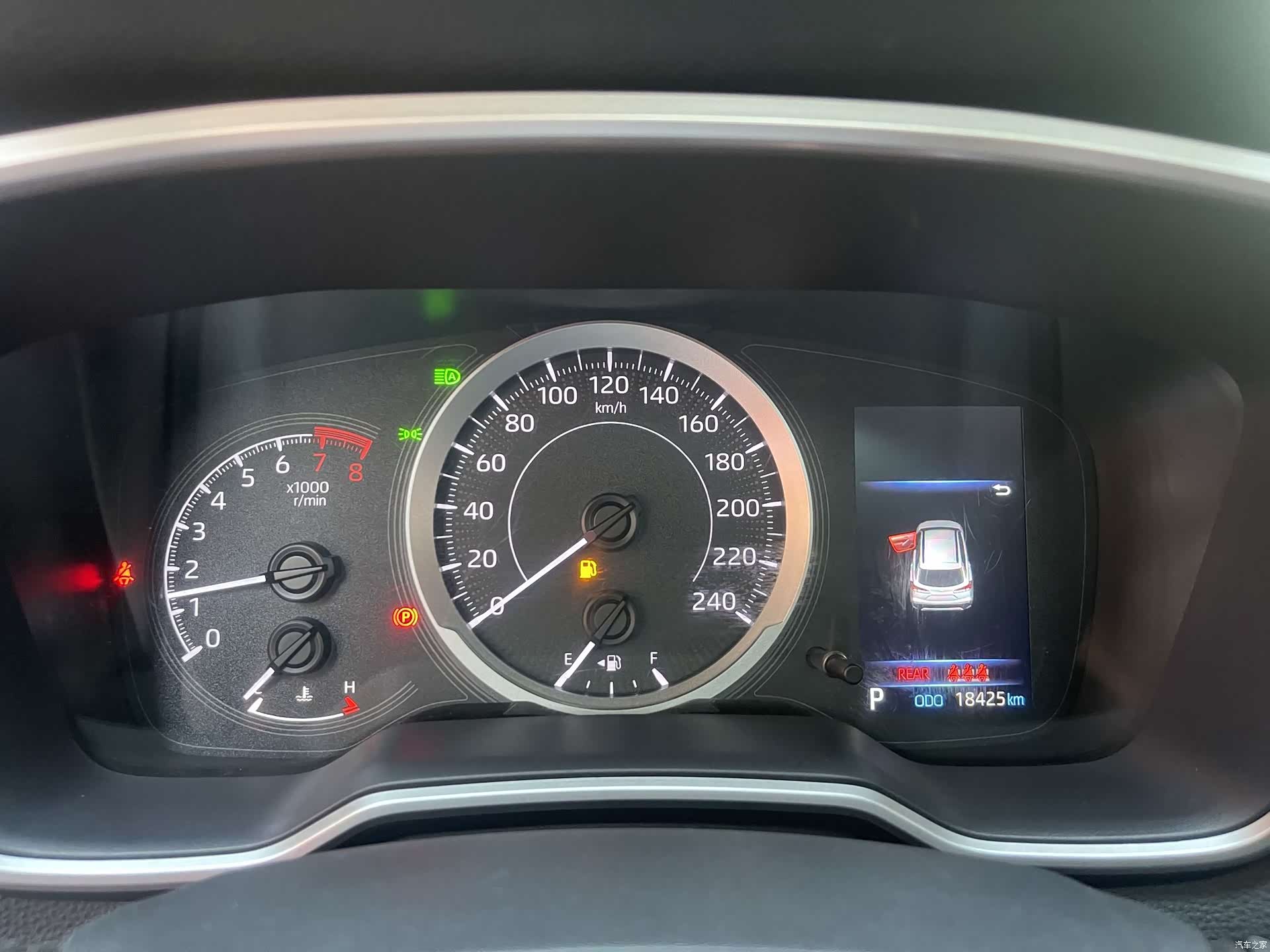 Toyota Frontlander, 2022 14