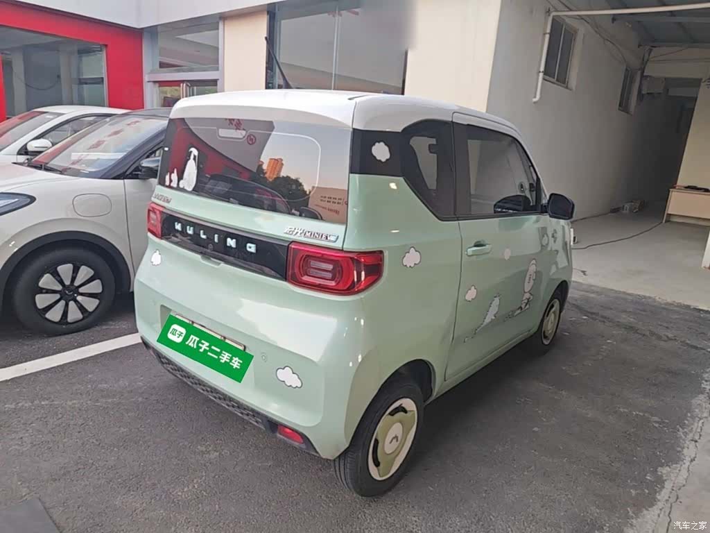 Wuling MINIEV, 2021 все фото