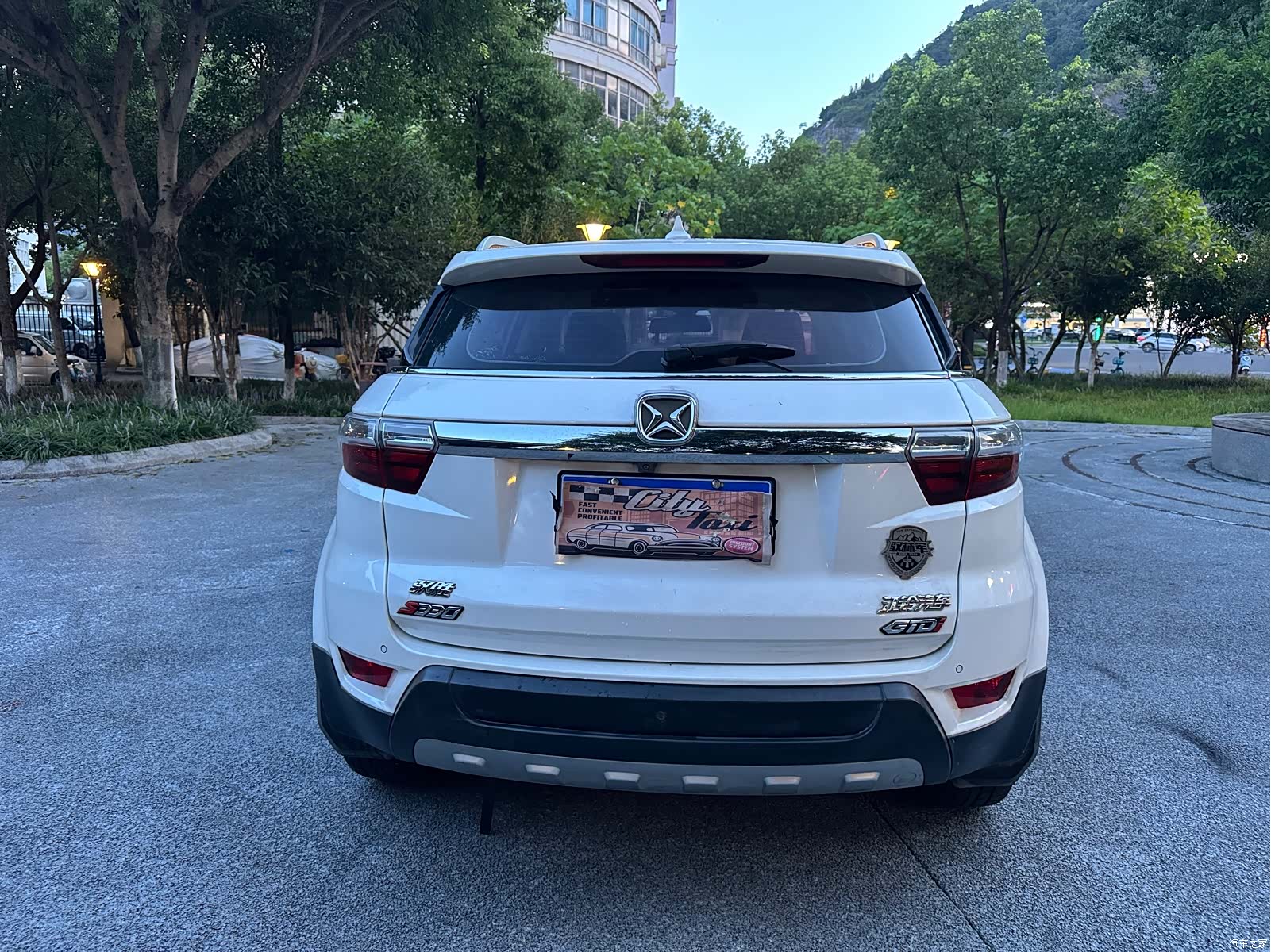 JMC S330, 2016 4