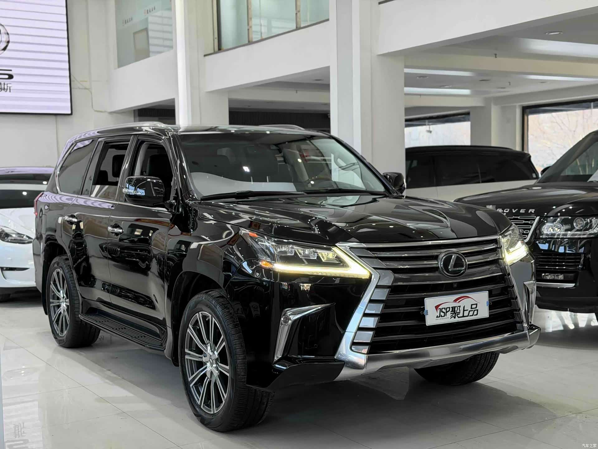 Lexus LX, 2017 3