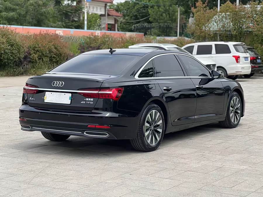 Audi A6L 2022, фото 10