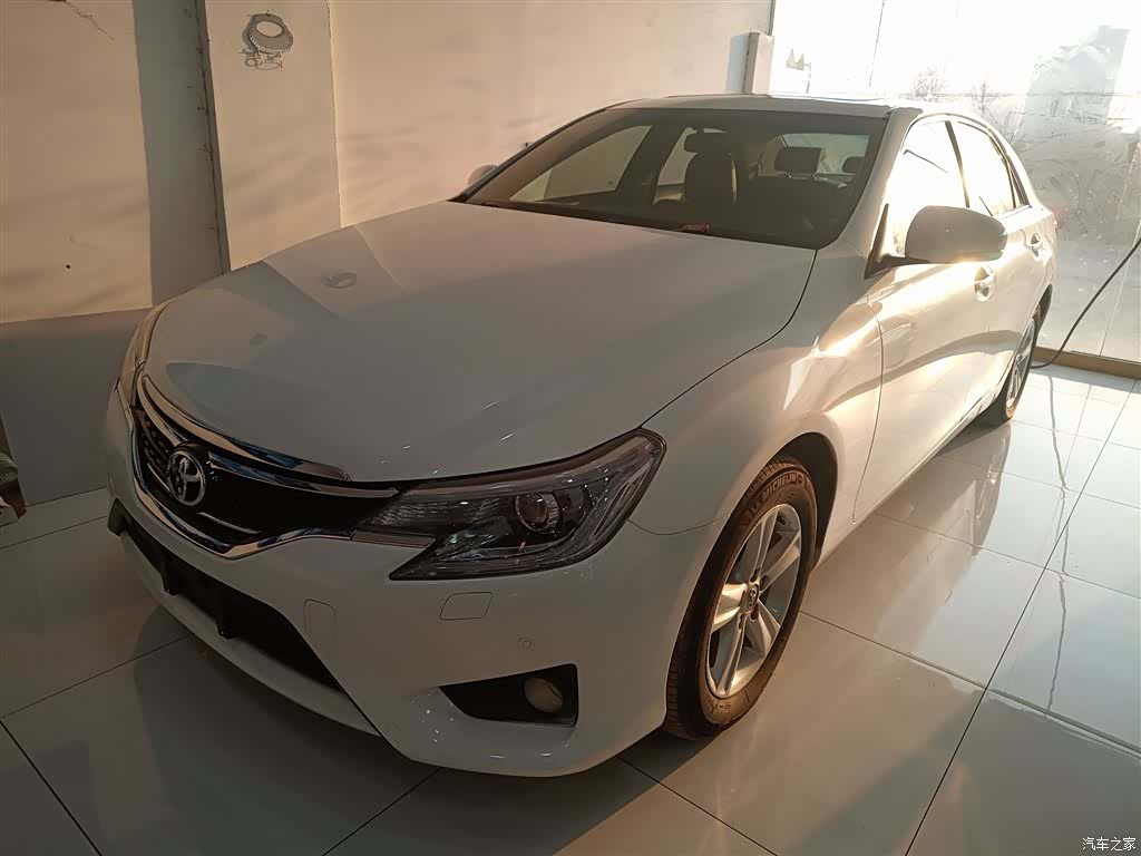 Toyota 2.5V, 2016 1