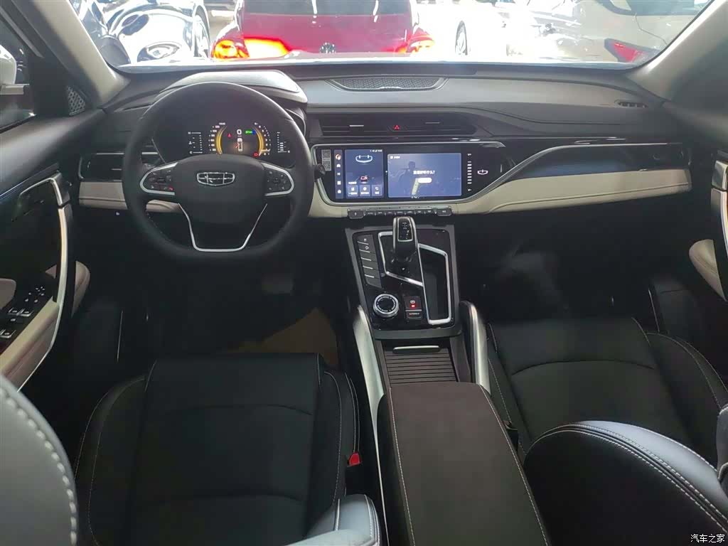 Geely Boyue, 2022 10