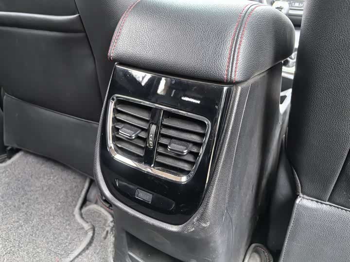 Baojun 560 2015 1.8L МКПП Люкс