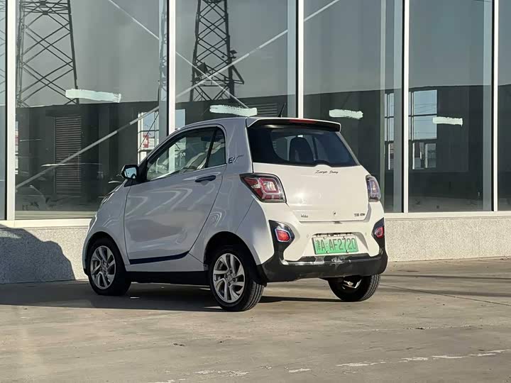 Zotye zhi ma 2016 E30 biao zhun xing