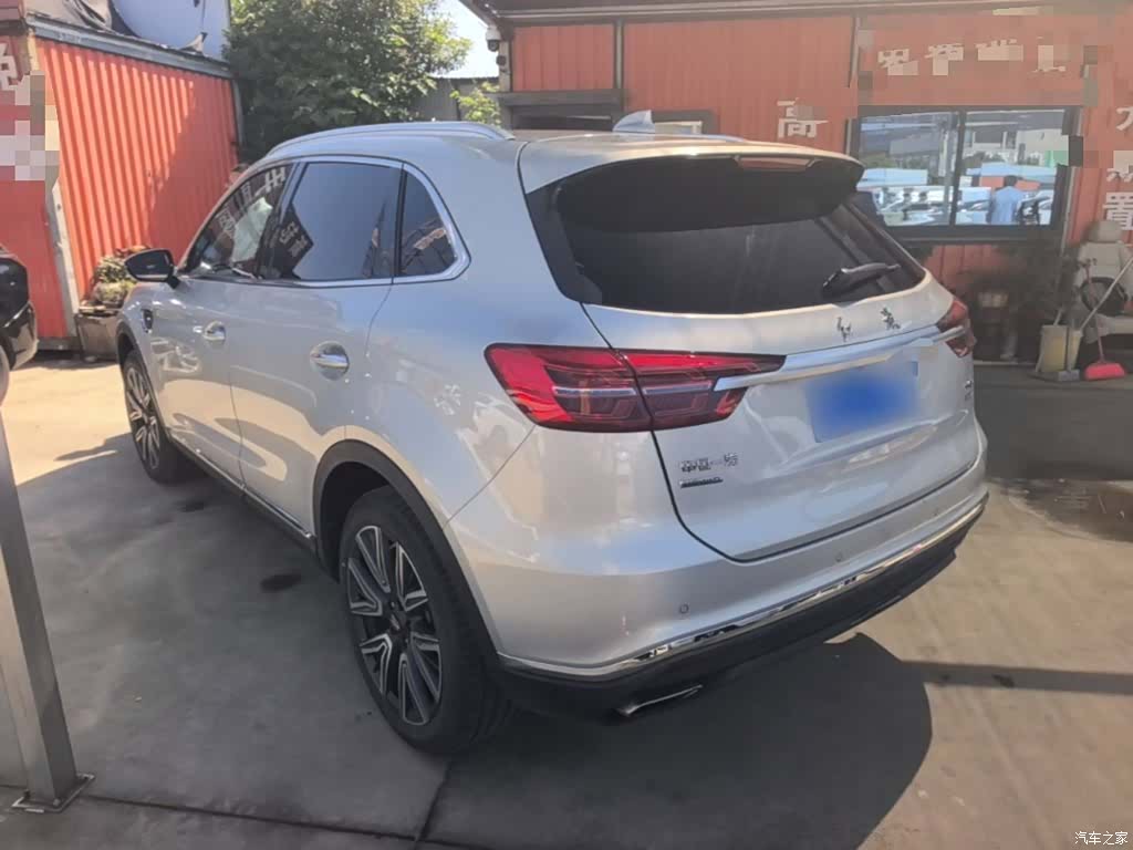 Hongqi HS5, 2022 23