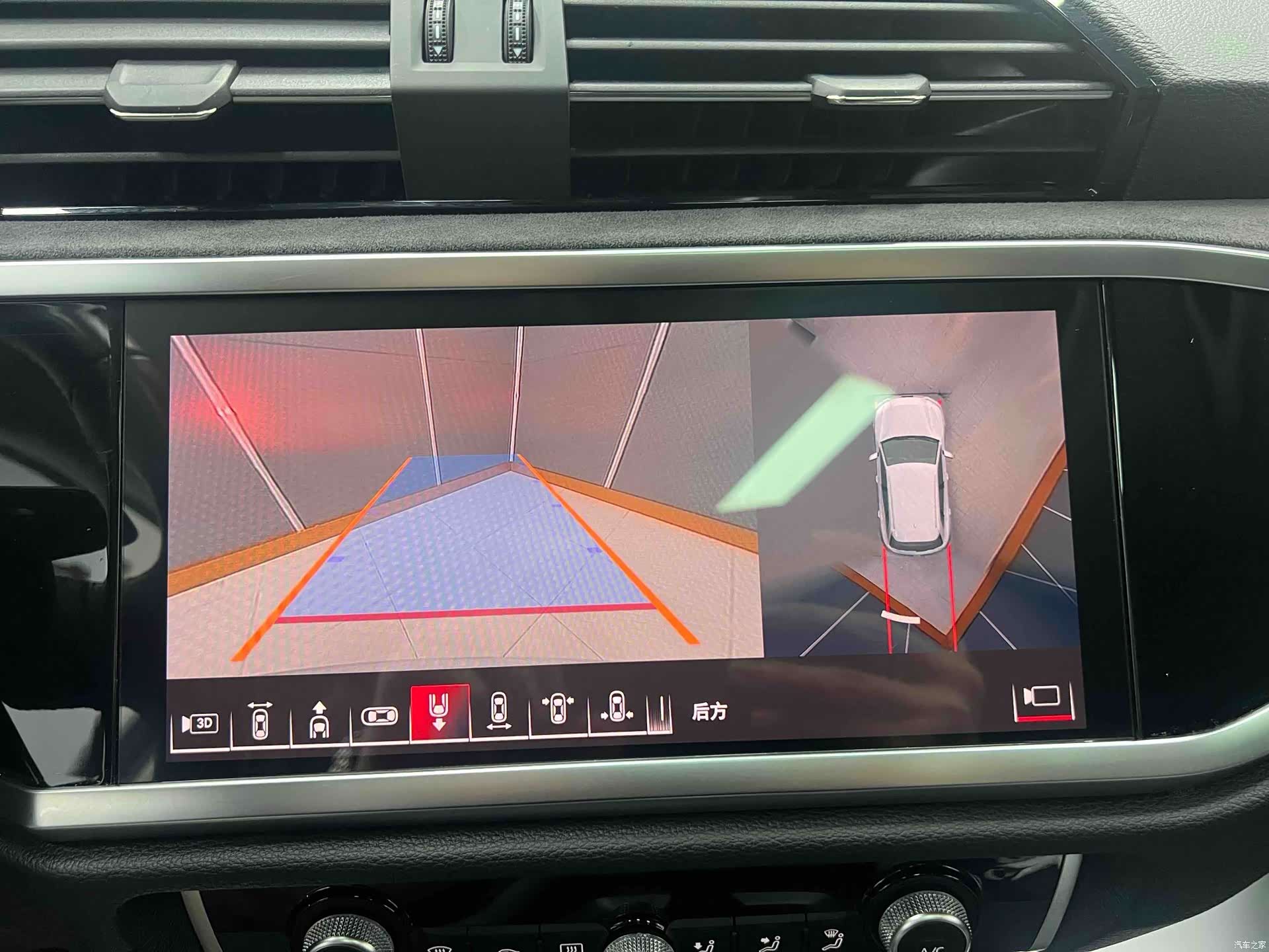 Audi Q3, 2023 17